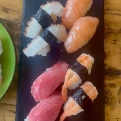Sushi Tabla nigiri (8 unidades) - Umbral PV